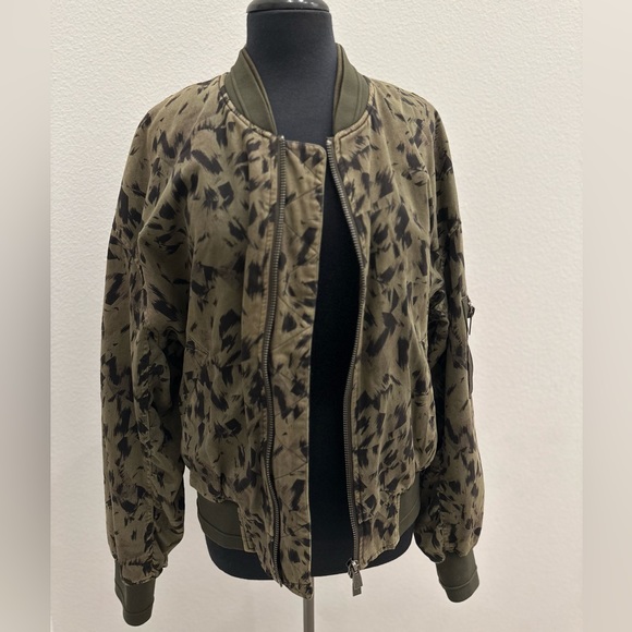 ELEVEN PARIS Camo Bomber Jacket - Picture 5 of 17